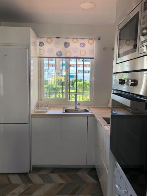 Encantador Apartamento Residencial Con Piscina Torremolinos Eksteriør bilde