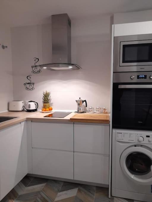 Encantador Apartamento Residencial Con Piscina Torremolinos Eksteriør bilde
