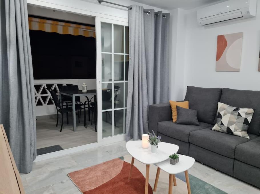 Encantador Apartamento Residencial Con Piscina Torremolinos Eksteriør bilde