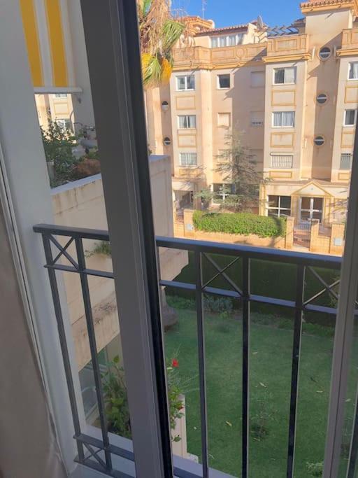 Encantador Apartamento Residencial Con Piscina Torremolinos Eksteriør bilde